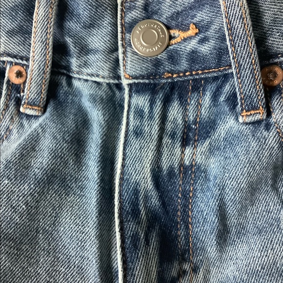 Brand New! Aeropostale Mom Jean shorts - Picture 6 of 6